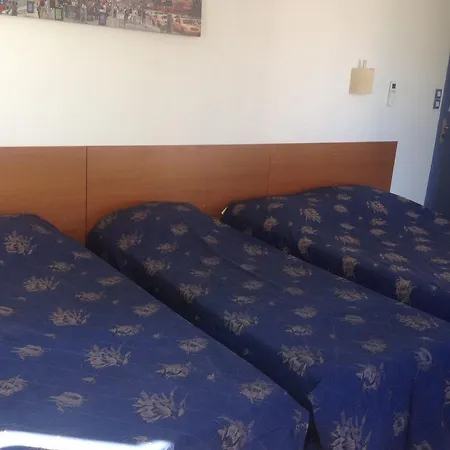 Du Loup Hotel *