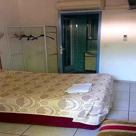 Hotel Du Loup *